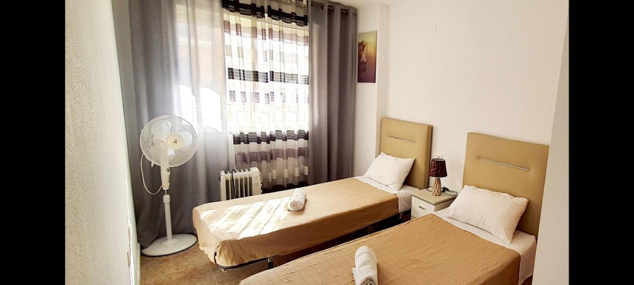 Apartamento Τορεβιέχα Εξωτερικό φωτογραφία